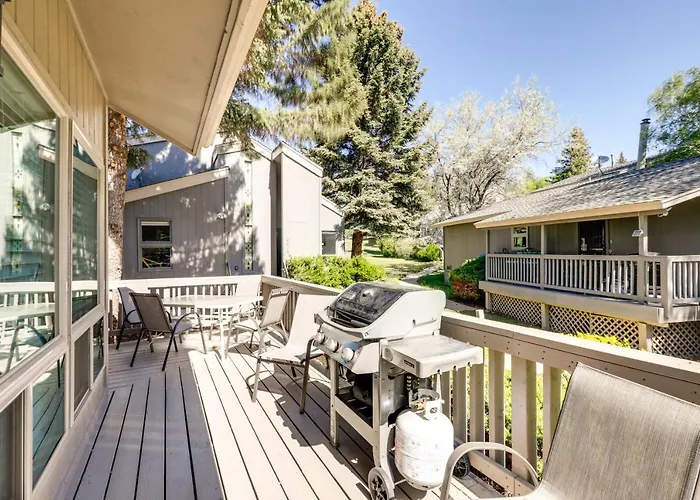Holiday home 6 Mi To Downtown: Townhome W/ Deck Flagstaff
