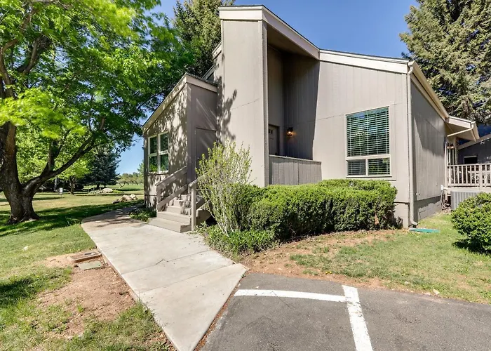 6 Mi To Downtown: Townhome W/ Deck Holiday home Flagstaff
